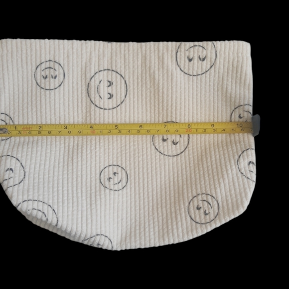 Cosmetic bag cream be happy - Picture 3 of 5